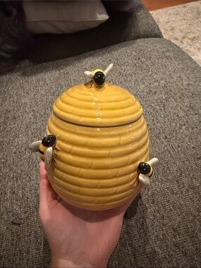 Bees nest ceramic canister, never used